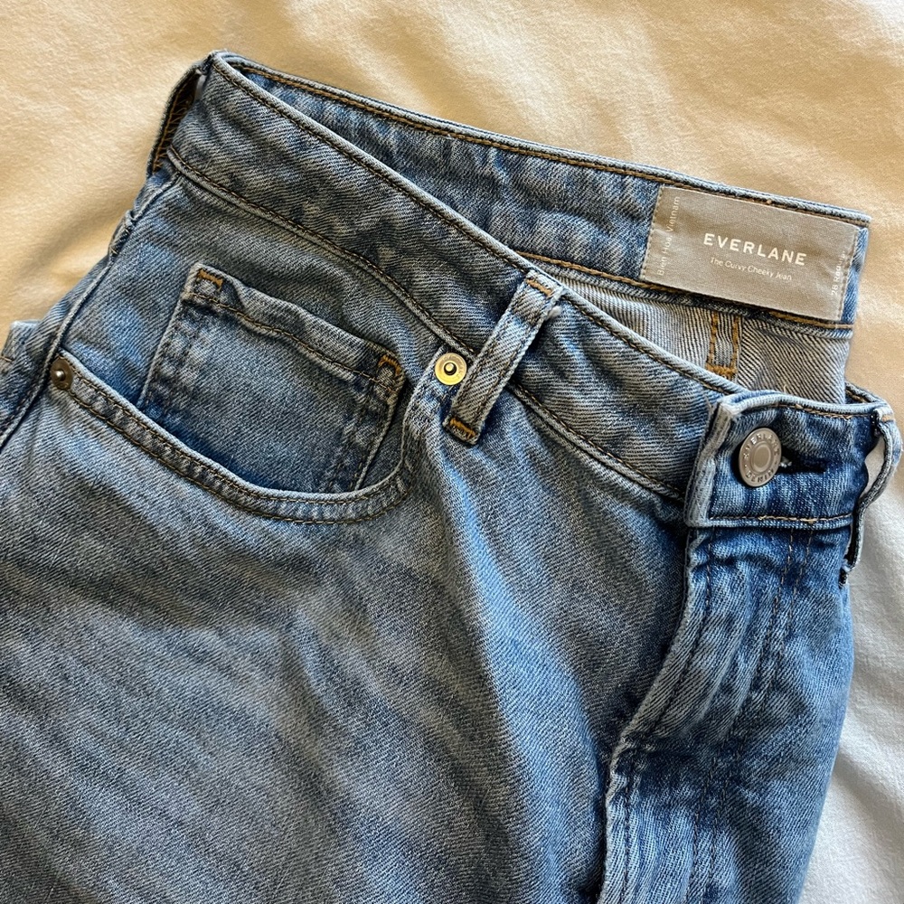 Everlane curvy cheeky jean - 28 regular